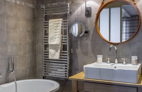 Boisset House | Luxurious Home in a peaceful country, south of Auvergne for families and friends