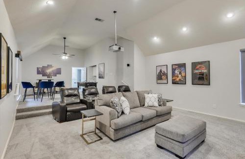 Mesquite House | Luxurious Home w Cinema Room & Private Pool