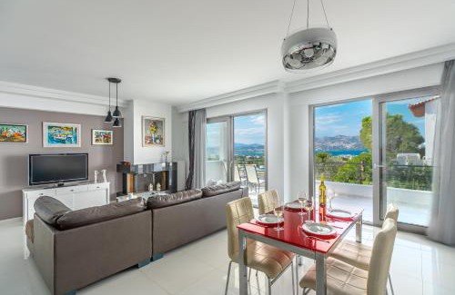 Porto Rafti Apartment | Luxurious House Near the Sea