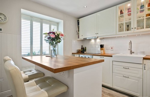 Rathfarnham Apartment | Luxurious 2-Bed Apartment - Jun-Aug Weekly Rate
