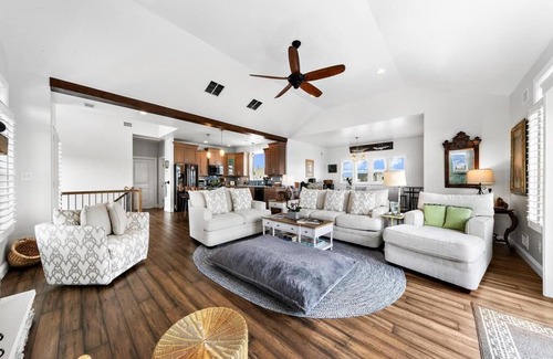North Beach House | Luxurious rental short walk to beach or Bay