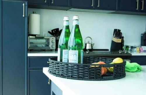 Arlington Condo | Luxurious Retreat Prime Location