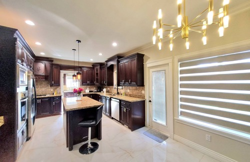 East Newton North House | Luxurious Room