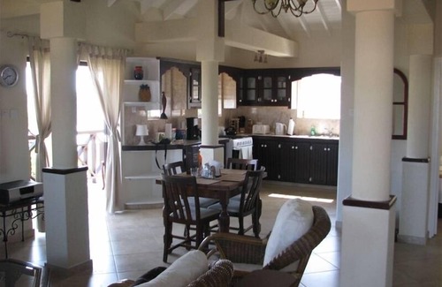 Welches Villa | Luxurious South-Coast Villa
