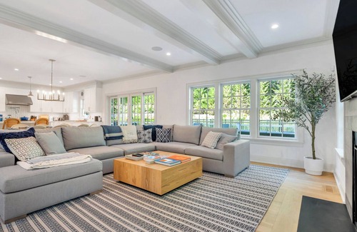 North Sea House | Luxurious Southampton Retreat with Pool, Resort-Style Living & Prime Location