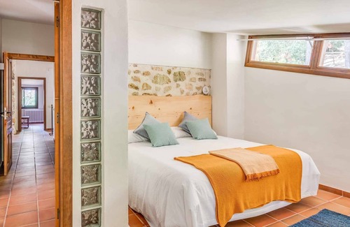 La Llacuna House | Luxurious stay in the countryside surrounded by wine fields near Barcelona.