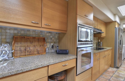 Pinnacle Peak House | Luxurious villa with golf, hot tub & pool.