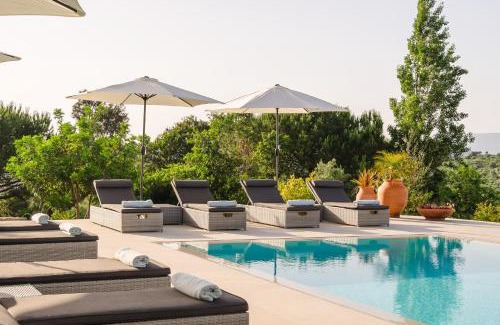 Triana Villa | Luxurious Wine Country Villa - Near Lisbon
