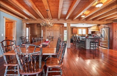 Bearsville House | Luxurious Woodstock Home Rental Catskill Mountains Views & Private Retreat