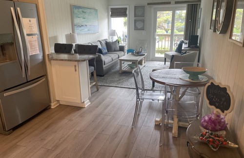 Ocean Isle Beach Condo | Luxuriously Coastal Beach Front Condo - Welcome to Sea La Vie!