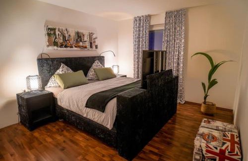 Kornwestheim Apartment | Luxury 口 Studio Knox PrimeTV 口 8min zum S-Hbf