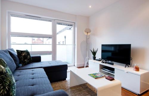 Finsbury Park Apartment | Luxury 2-Bed Flat parking and close to the tube