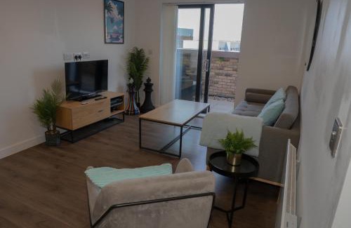 Salford Apartment | Luxury 2 Bed Penthouse Manchester Large Balcony