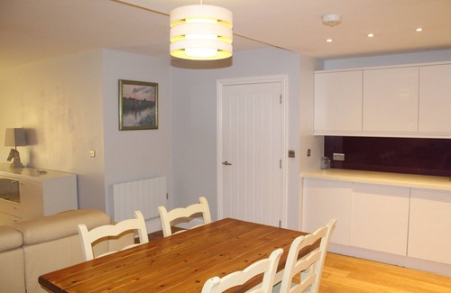 Newbury Apartment | Luxury 2 bedroom apartment in Central Newbury
