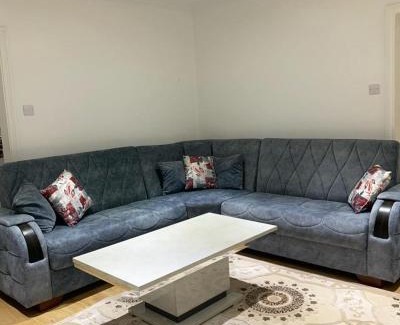 Pembroke Dock House | Luxury 2 Bedroom House in Peaceful Location