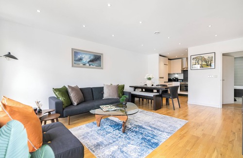 Portsoken Apartment | Luxury 2-Bedroom Penthouse in Central London