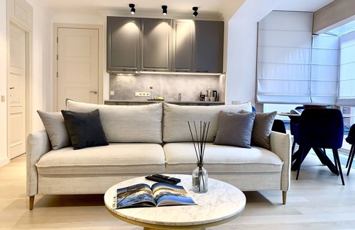 Old Town Apartment | Luxury 2 Bedrooms Apartment in Town hall sq., Old Town