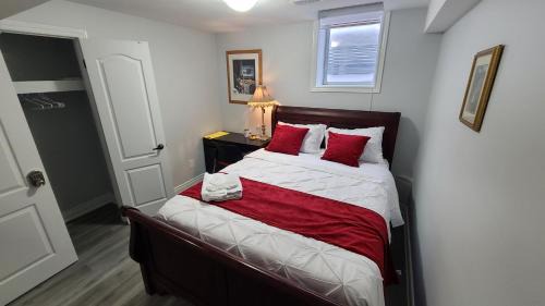 Cambridge Apartment | LUXURY 2-BEDROOMS UNIT WITH WIFI, LDR & PARKING.