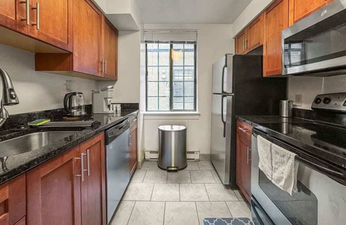 Center City Apartment | Luxury 2BD | Center City | 6 Beds | By JFK plaza