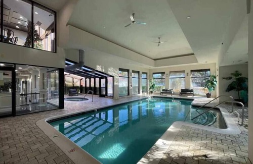 Novi Apartment | Luxury 2BD | DT Novi | 3 Beds | Free Parking