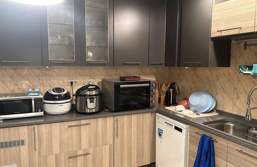 Amman House | Luxury 3-bed room apartment fully furnished with modern-style furniture