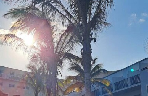 Dawn Beach Estates Apartment | Luxury 3 bedroom/2 bathroom family condo @Dawn Beach Club, beach view, Pool bar
