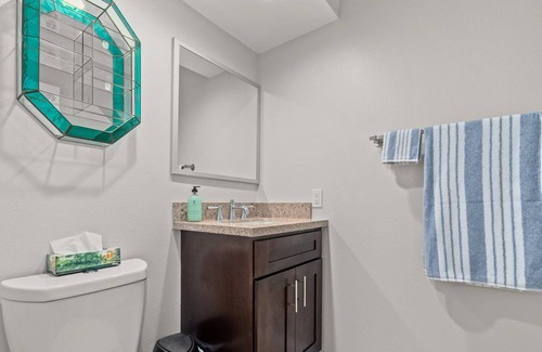 Montebello House | Luxury 3 Level Private Home