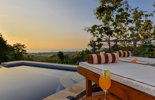 Kayu Putih Villa | LUXURY 3BR Hillside Villa with North Bali Sea View