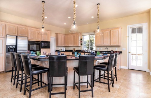 Discovery Bay House | Luxury 4 Bedroom 3.5 Bath Home with Pool and Spa on the Discovery Bay Delta