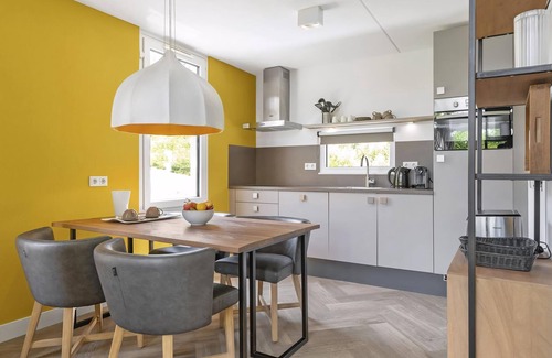Krov House | Luxury 4-person bungalow in the holiday park Landal Mont Royal