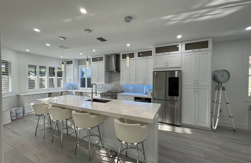 Estero House | Luxury 4BD/3BT lakeview w pool and resort style amenities near beaches and golf