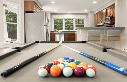 Ashton Heights House | Luxury 5-BR | Hot Tub | Game Room | Walk to Metro