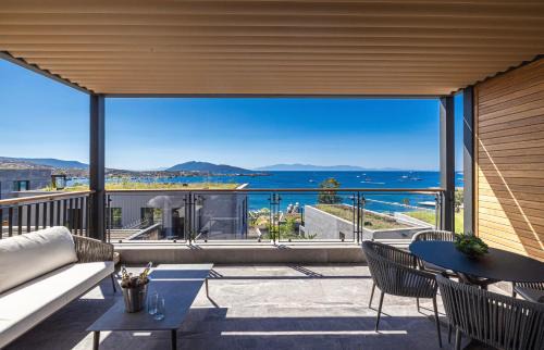 Bodrum City Center Apartment | Luxury 5-Star Seafront Villas