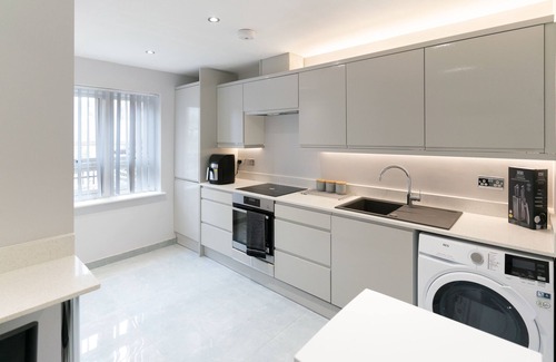 Island Gardens House | Luxury 5BD Guesthouse