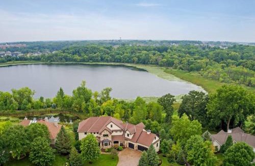 Plymouth House | Luxury 7400 sq.ft Stunning Home Theater/Sleeps 18+