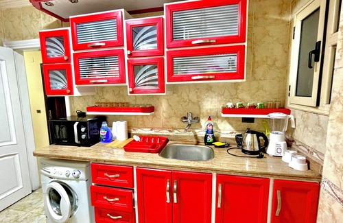 Al-Muntazah Apartment | Luxury apartment directly to the sea