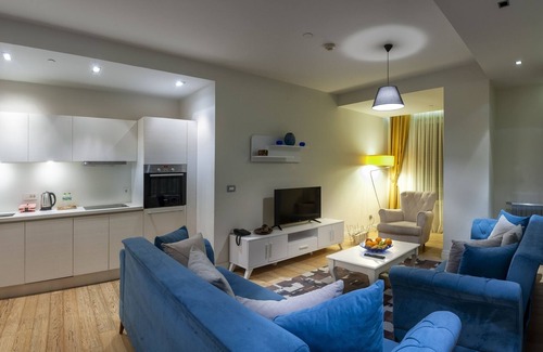 Gayrettepe Apartment | Luxury and Central Residence in Istanbul Besiktas