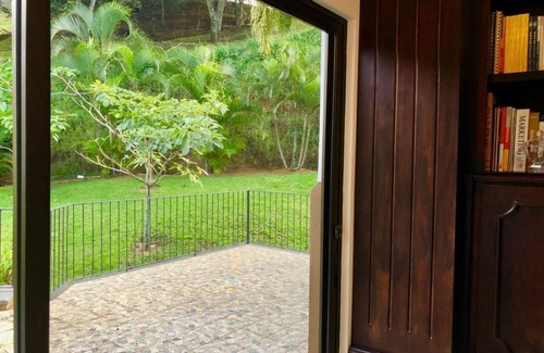 Ciudad Colon House | Luxury and natural environment