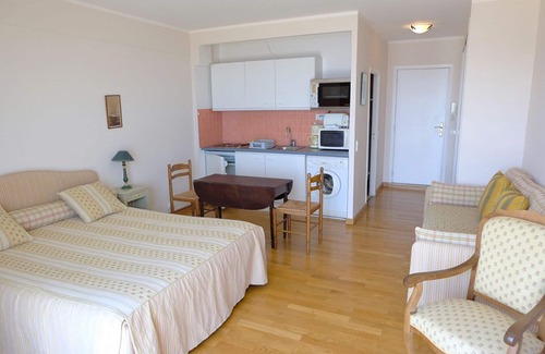 Villefranche-sur-Mer Apartment | Luxury Apartment block