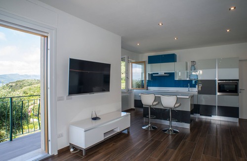 Fiascherino Apartment | Luxury apartment in Fiascherino with 50m2 terrace and fantastic sea views