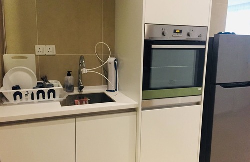 Pantai Dalam Apartment | Luxury Apartment| Privatelift, 100mLRT, Midvalley