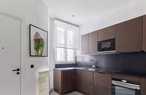 Batignolles Apartment | Luxury Apartment 4 BD, Parc Monceau