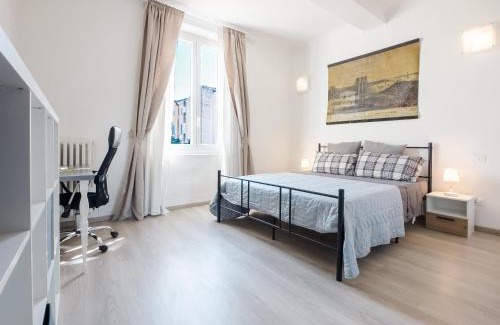 Old Town Apartment | Luxury Apartment next to the Francescana