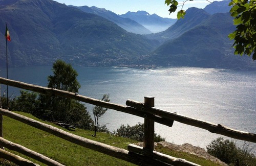 Acquaseria Apartment | Luxury apartment on the shores of Lake Como with beautiful views