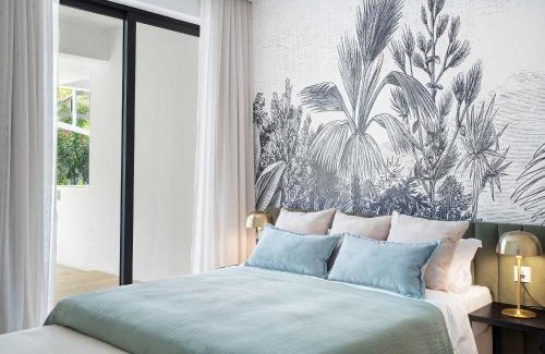 La Mivoie Apartment | Luxury Apartment with Private Pool by Sealodge