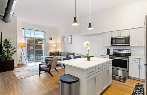 Central Northside Apartment | Luxury Apartment With Balcony Near Stadiums and Downtown