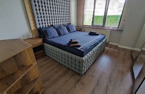 Sariyer Apartment | Luxury Apartment with Garden - Next to Forest