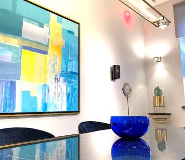 Old Town Apartment | Luxury Apartments MONDRIAN Market Square III