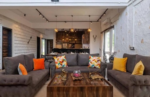 Mahabaleshwar Villa | Luxury Ashvida Villa with Private Pool & Chef in Scenic Mahabaleshwar