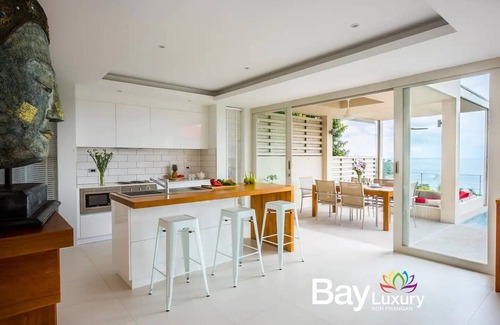 Ko Pha-ngan Villa | Luxury Asian Flair Villa, 3br, Seaview, Open Space
